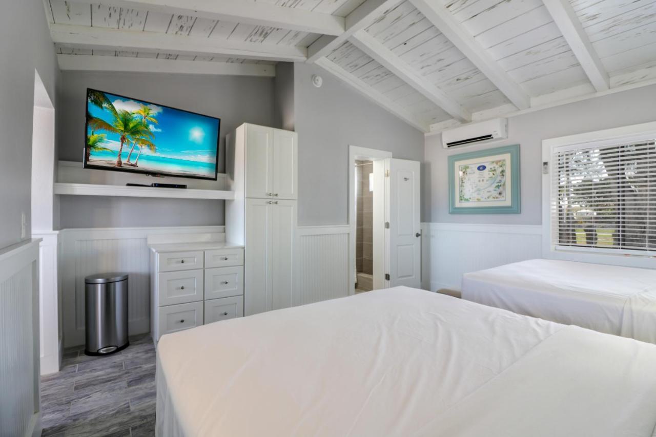 Fiesta Key Rv Resort Premium Room 3 Layton Exterior photo